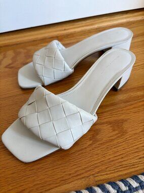 Marc Fisher Casper White Woven Block Heel Slide Sandal | Size 8.5